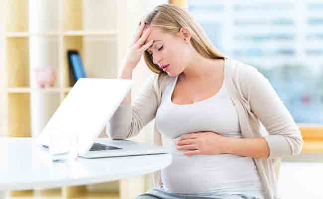 هذه الأعراض تدلّ على الولادة المبكرة؟ إطّلعي عليها