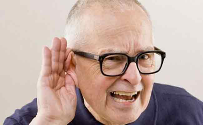 عنصر واحد يمكن ان يحلّ مشكلة ضعف السمع عند المسنّين!