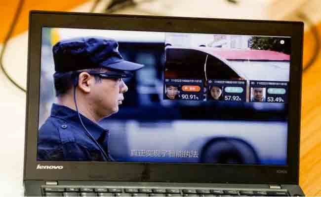 نظارات التعرف على الوجه تستعمل الآن من قبل شرطة بكين