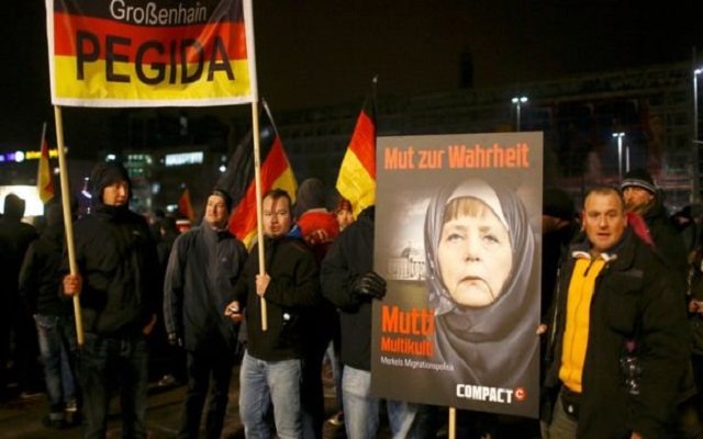 وزير الداخلية الألماني الجديد الإسلام دخيل على ألمانيا