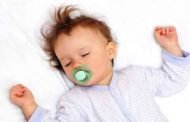 3 خرافات عن نوم طفلك الرضيع لا تصدقيها!