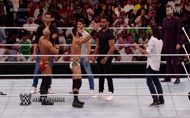 الصراع السعودي الإيراني ينتقل إلى حلبة WWE