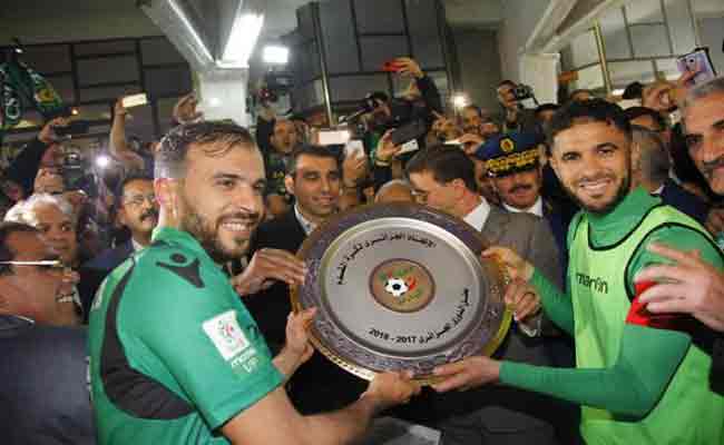 احتفالات أنصار شباب قسنطينة بدرع البطولة