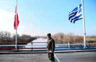 تركية تطلق سراح ضابطين يونانيين متهمين بالتجسس