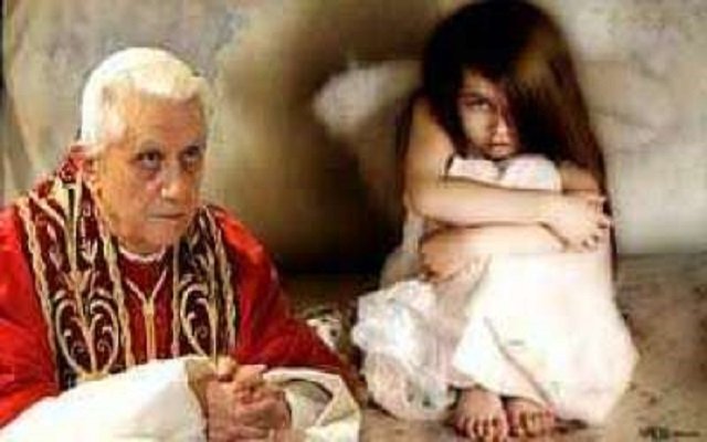 الفاتيكان خَجِل من اعتداء الجنسي للقساوسة على ألف طفل