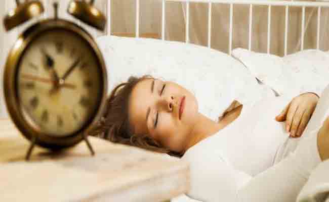 هل من فوائد نفسية للنوم المبكر؟