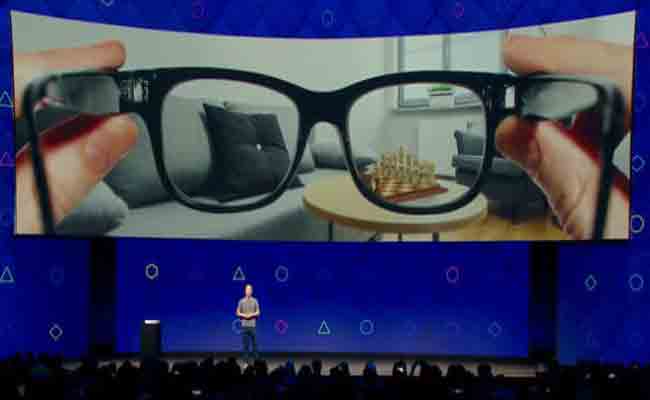 فايسبوك تعمل بالفعل على نظارات للواقع المعزز
