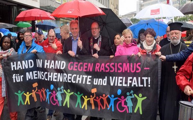 مظاهرات في ألمانيا احتجاجا على عنصرية ضد الأجانب