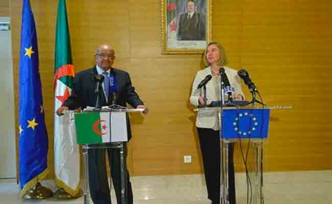 مساهل و موغيريني يعربان عن سعي الجزائر و الاتحاد الأوروبي لتعميق علاقتهما