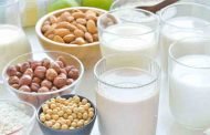 هل الحليب النباتي هو الافضل؟