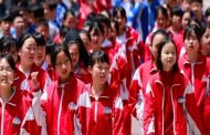 في الصين : بدلات متصلة لمراقبة الطلاب