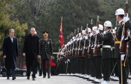 تركيا ترصد مكافأة قدرها 4 ملايين للقبض على الضباط الثمانية الفارين الى اليونان
