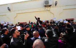 الصحافيون يحتجون بالعامصة للمطالبة ب