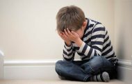 كيف يؤثر اكتئاب الاهل على المراهقين؟