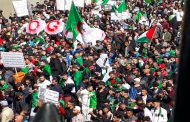 الشعب الجزائري يخرج للجمعة السادسة على التوالي في جمعة الإصرار