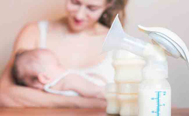 هل يؤثّر شفط الحليب سلباً على إدراره؟