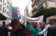 الأطباء و الطلبة خرجوا في مسيرتين مطالبين برحيل النظام