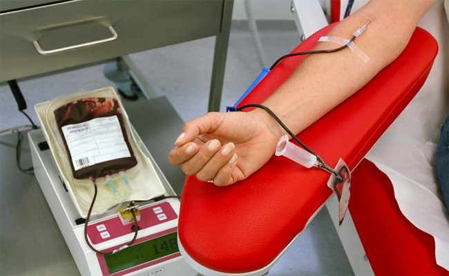 الجزائريون يتبرعون بأكثر من 600.000 كيس دم خلال سنة 2018
