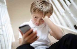 كيف يؤثر التنمر على طفلكم المراهق؟