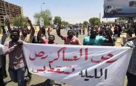 نحو 20 قتيل في اعتصام السودانيين أمام وزارة الدفاع