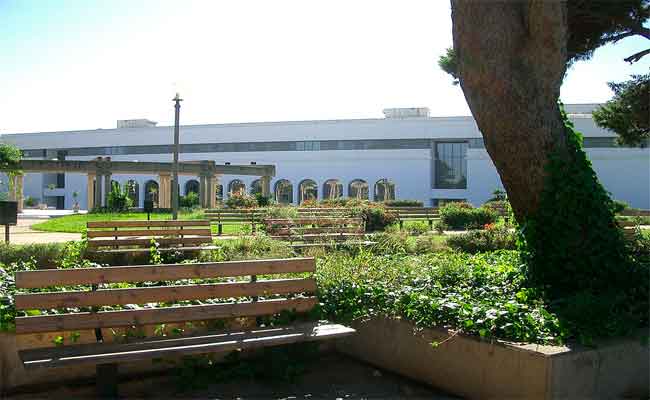 ثالث سهرات “ليالي الجزائر ” تحتفي بالتراث الثقافي و السياحي لولايات الوسط الجزائرية