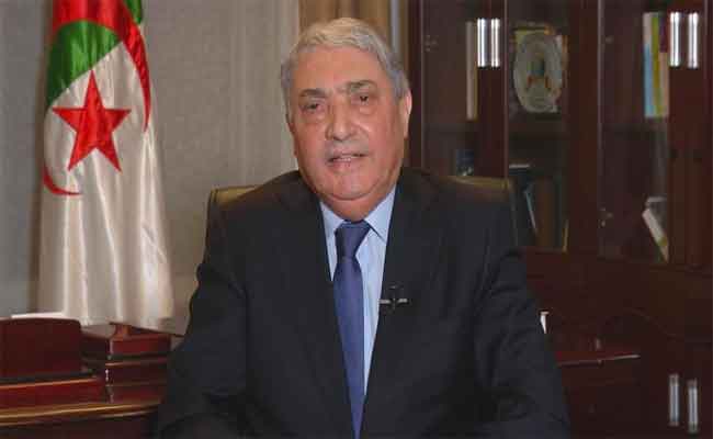 بن فليس يطالب بوضع قانون ينظم الإنتخابات