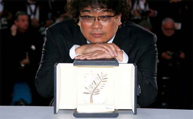 فيلم”طفيلي” للمخرج الكوري الجنوبي بونغ جون هو يخطف السعفة الذهبية لمهرجان “كان”…