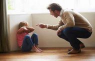 خطر سوء معاملة  الطفل وما تسببه عليه من مشاكل