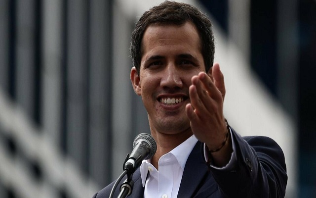 العسكريين يخذلون زعيم المعارضة الفنزويلية