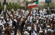 مظاهرات حاشدة للضغط على الجنرالات في السودان
