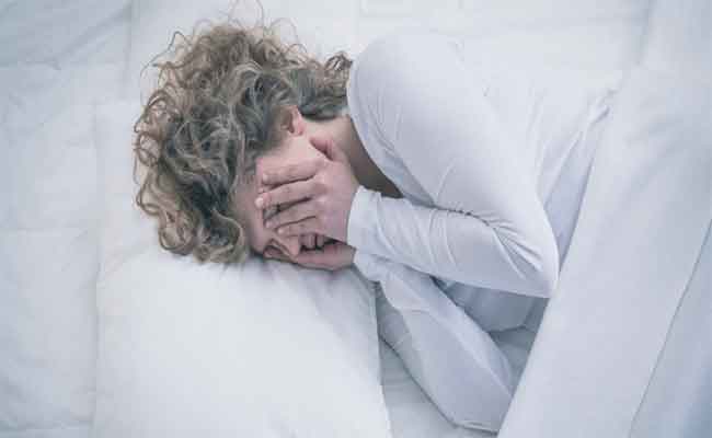 كيف يمكن ان تتخلصوا من التفكير المفرط قبل النوم؟