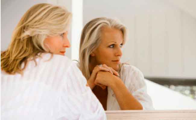 8 مخاطر للإنجاب بعمرٍ متأخر… تعرّفي عليها…!