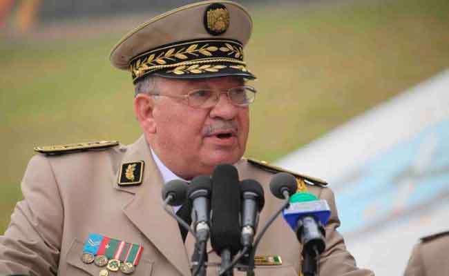 قايد صالح : “لا مهادنة ولا تأجيل لمسعى محاربة الفساد”