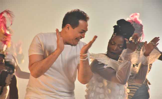 حكيم يطلق فعاليات كأس الأمم الافريقية بأغنية “متجمعين” الجمعة المقبل