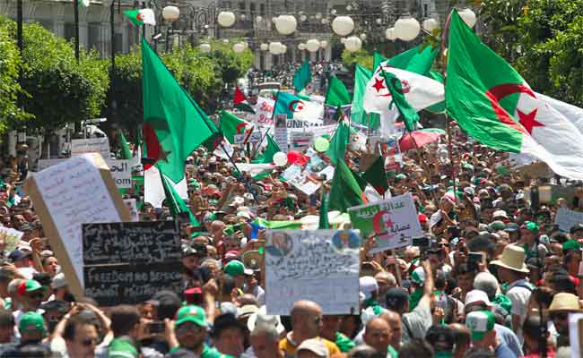 الحراك الشعبي في جمعته الـ17: تشبت برحيل النظام و تفاعل إيجابي مع محاكمة المفسدين
