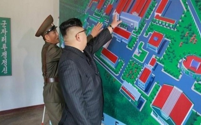 زعيم كوريا الشمالية يتفقد مصانع بناء منصات الصواريخ العابرة للقارات