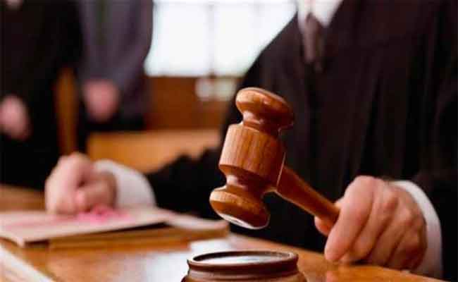 الحكم غيابيا على المغني “الشاب هشام” بالمؤبد الذي توبع بتهمة المتاجرة بالكوكايين