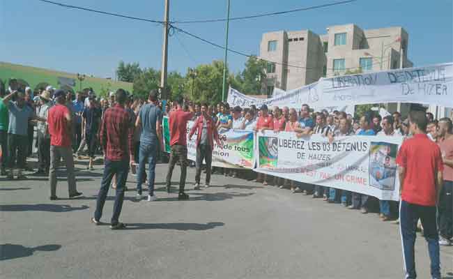 الحراك الشعبي : أصوات احتجاجية بالبويرة تطالب بإطلاق سراح الموقوفين