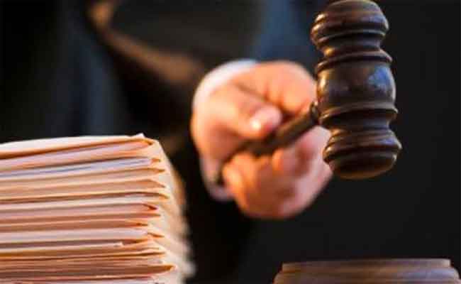 الحكم بشهرين حبسا غير نافذ على فتاة حملت راية غير وطنية في الجمعة الـ21 بجيجل