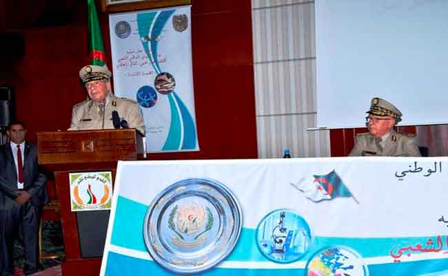 قايد صالح : الانتخابات “مفتاح للولوج إلى بناء دولة قوية ذات أسس سليمة”