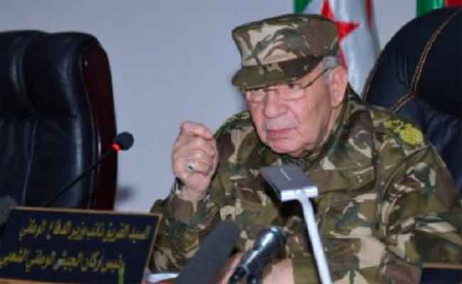 قايد صالح : “إجراء الإنتخابات هي النقطة الأساسية التي يجب أن يدور حولها الحوار”