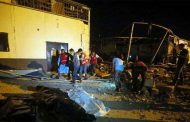 الخارجية تؤكد عدم وجود ضحايا جزائريين في القصف الذي استهدف مركزا للمهاجرين في ليبيا