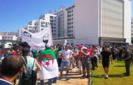 الحراك الشعبي : الطلبة يواصلون مسيراتهم المطالبة برحيل النظام