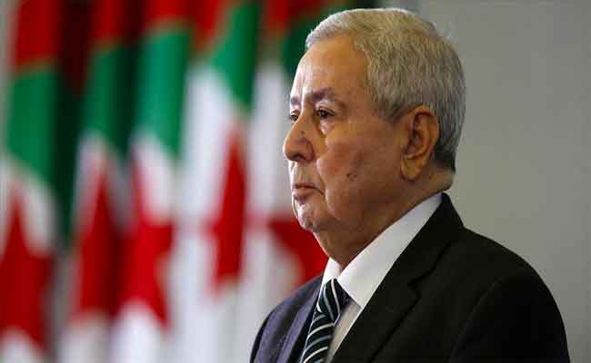 رئيس الدولة يشيد باقتراح “منتدى المجتمع المدني للتغيير”للشخصيات الوطنية التي ستقود الحوار