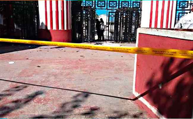 سقوط باب حديدي لملعب 20 أوت بالعاصمة على طفل ينهي حياته