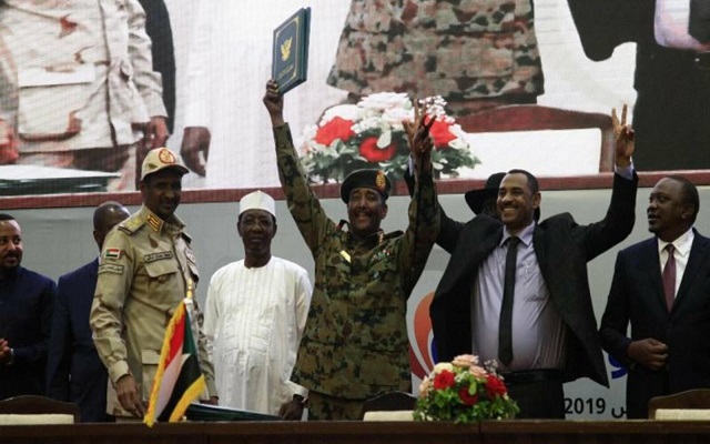 وأخيرا توافق بين المعارضة والعسكر في السودان