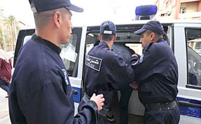 الإطاحة بالمتورطين في تصوير فيديو الاعتداء المخل بالحياء على مختلة عقليا