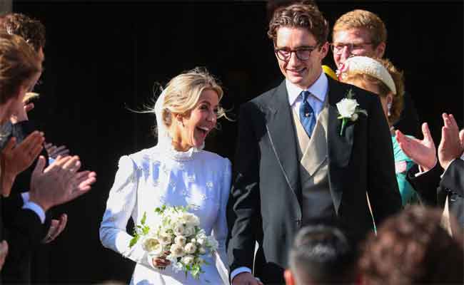 ايلي جولدينج تحتفل بزفافها وتختار فستان ليلة العمر من دار أزياء “Chloé”…