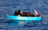 قوات البحرية تنقذ 8 مهاجرين برأس فالكون بوهران
