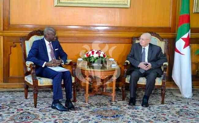 استقبال بن صالح لوزير الشؤون الخارجية التوغولي